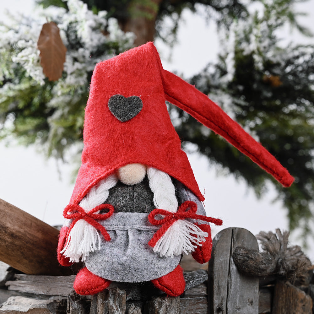 Heart Pointed Hat Faceless Gnomes 2-Pack