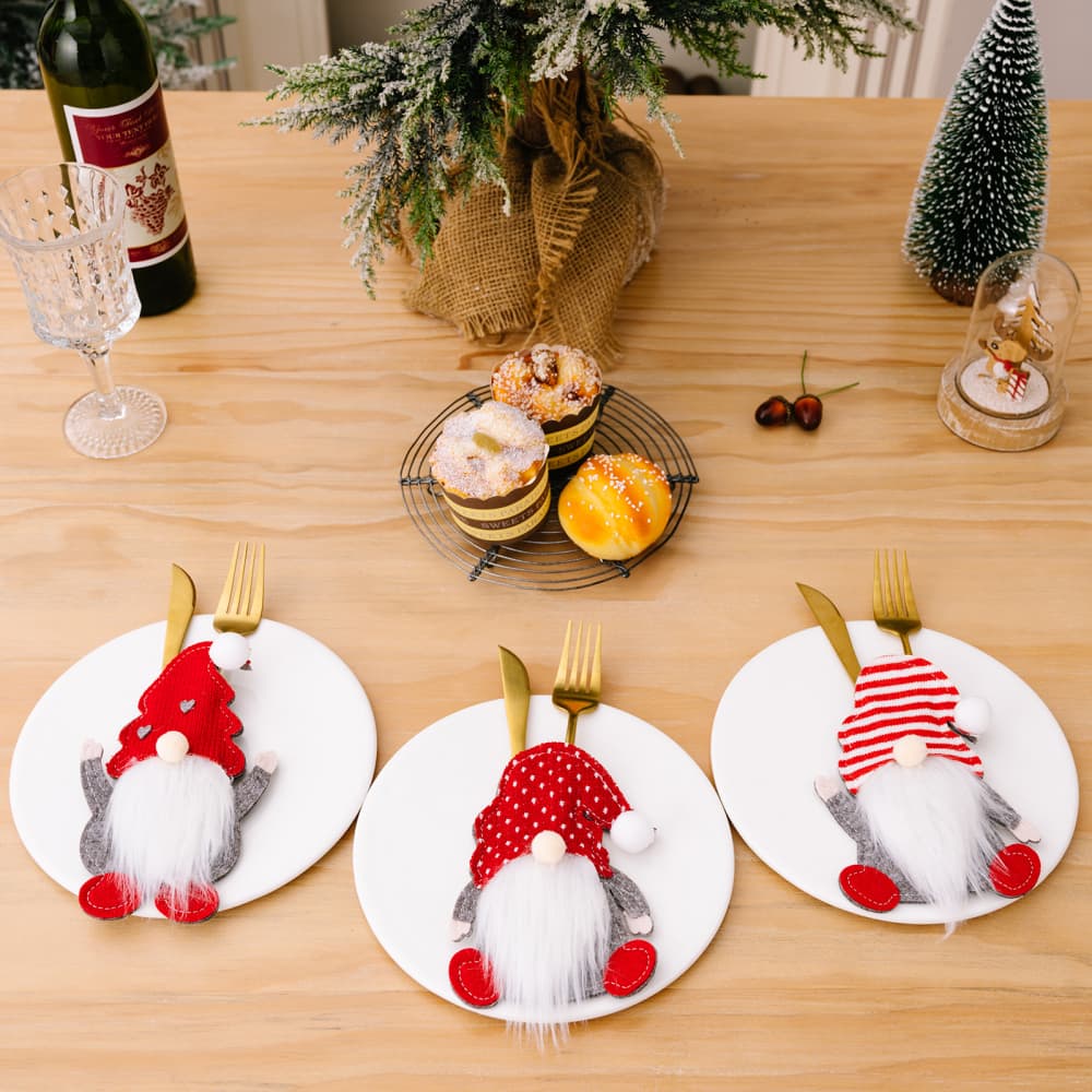 3 - Piece Faceless Gnome Cutlery Holders - Red - Gnome Style