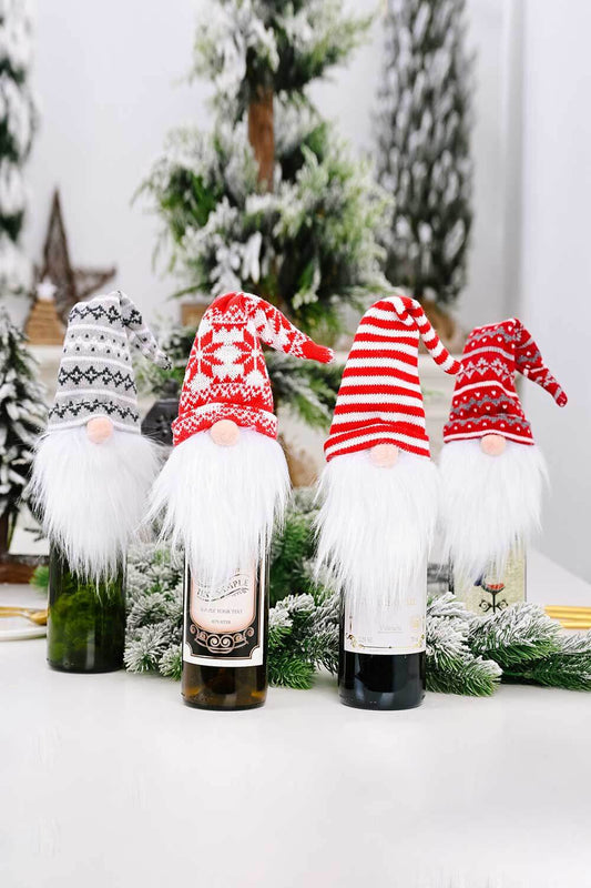 4 - Pack Christmas Faceless Gnome Wine Bottle Covers - Santa Hat - Gnome Style