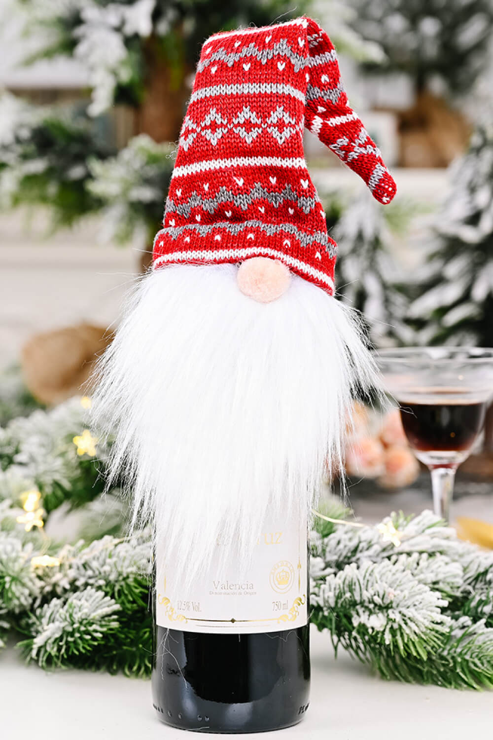 4 - Pack Christmas Faceless Gnome Wine Bottle Covers - Santa Hat - Gnome Style