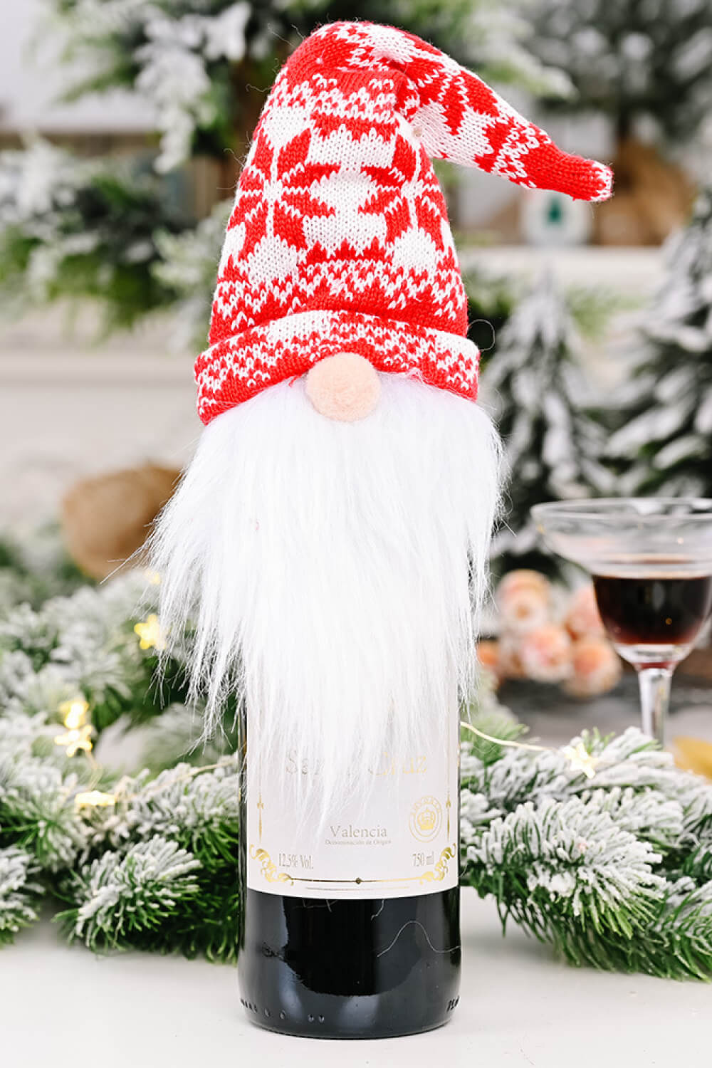 4 - Pack Christmas Faceless Gnome Wine Bottle Covers - Santa Hat - Gnome Style