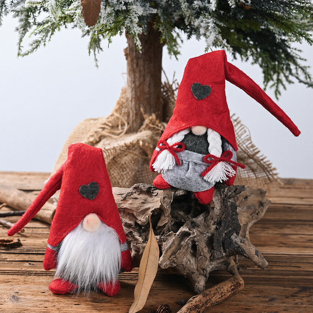 Heart Pointed Hat Faceless Gnomes 2-Pack